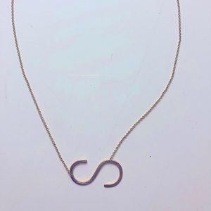 Gold S Necklace 18” chain